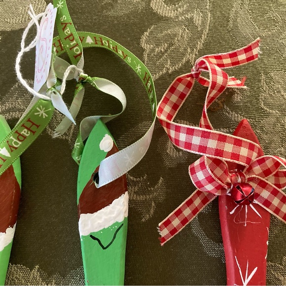 Paintbrush ornaments -hand painted - Picture 5 of 6